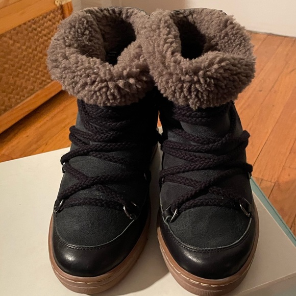 Isabel Marant Nowles Ankle Boots - Picture 6 of 9